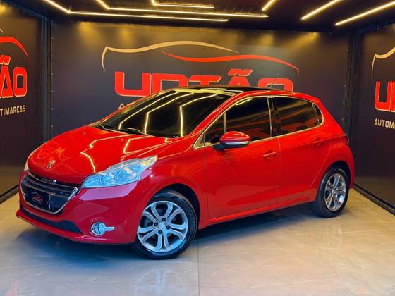 PEUGEOT 208 1.6 GRIFFE 16V FLEX 4P AUTOMÁTICO PEUGEOT 208 1.6 GRIFFE 16V FLEX 4P AUTOMÁTICO